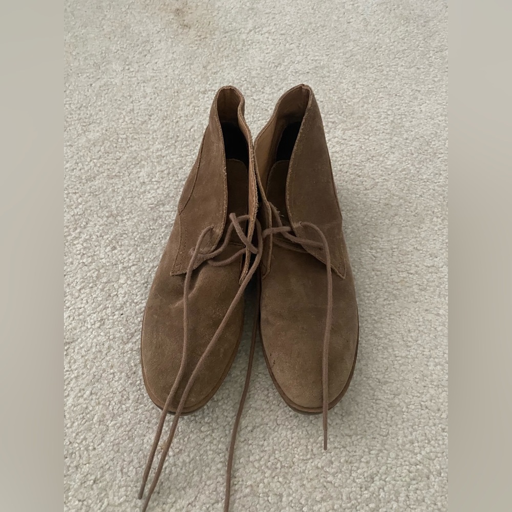 Lucky Brand Leather Suede Lace Up Chukka - size 7